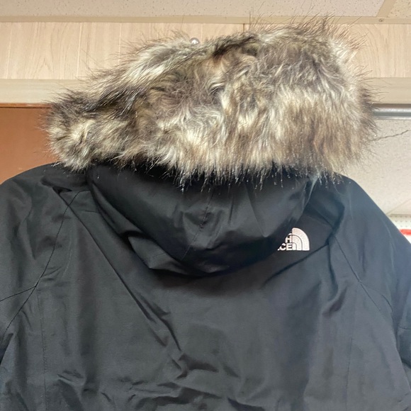 new • the north face ladies arctic down jacket - Picture 11 of 15
